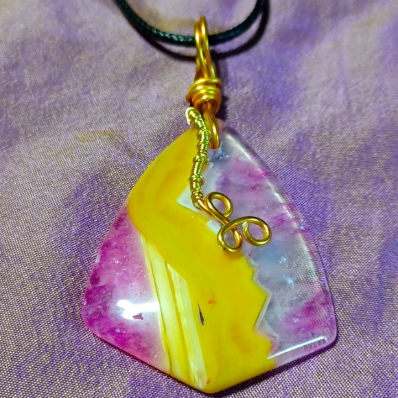 Pink yellow botswana lace agate pendant gold wire white swirl wrap handmade gem - Picture 3 of 5